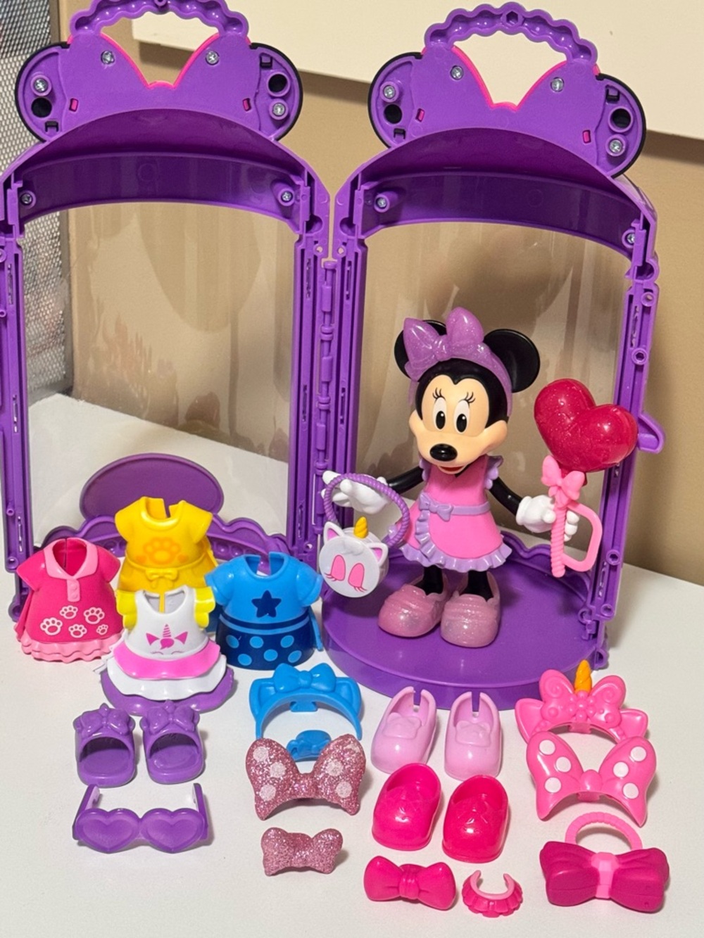 Disney Minnie Mouse Dress-Up Playset - Purple, Pink, Blue, Yellow, Red